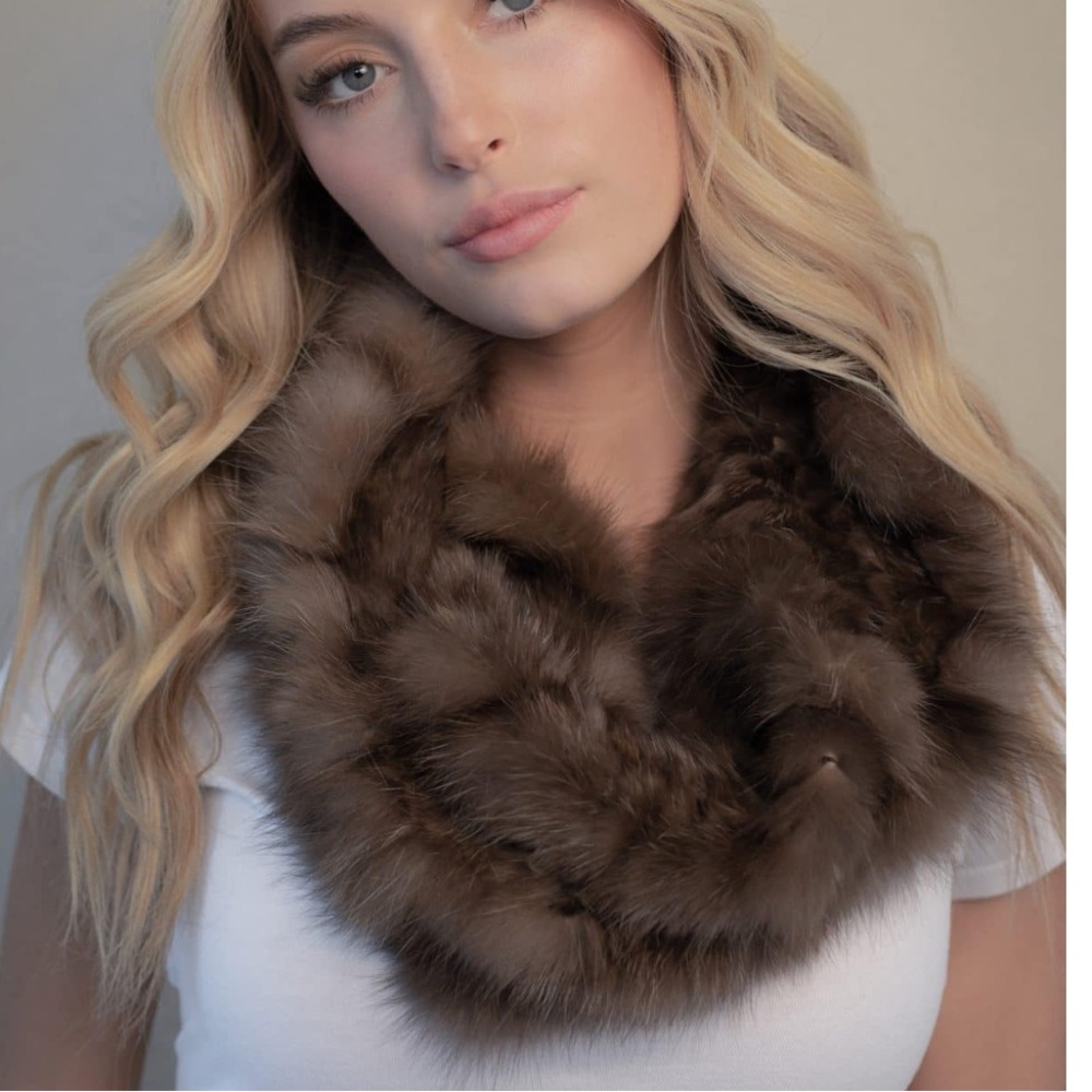 Faux Frenzi by Dena Brown Tan Fur Infinity Scarf Cozy Luxury One Size Wrap NEW